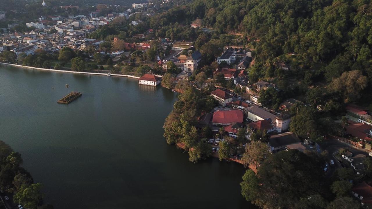 Suisse View Residence Kandy Esterno foto